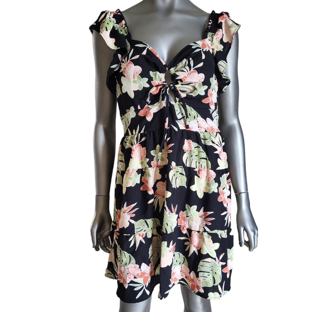 144. Madden NYC Floral Dress - Size XL